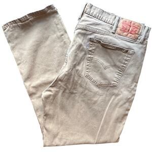 Levi 541 Jeans men’s 42x32 khaki\ tan color Great condition !